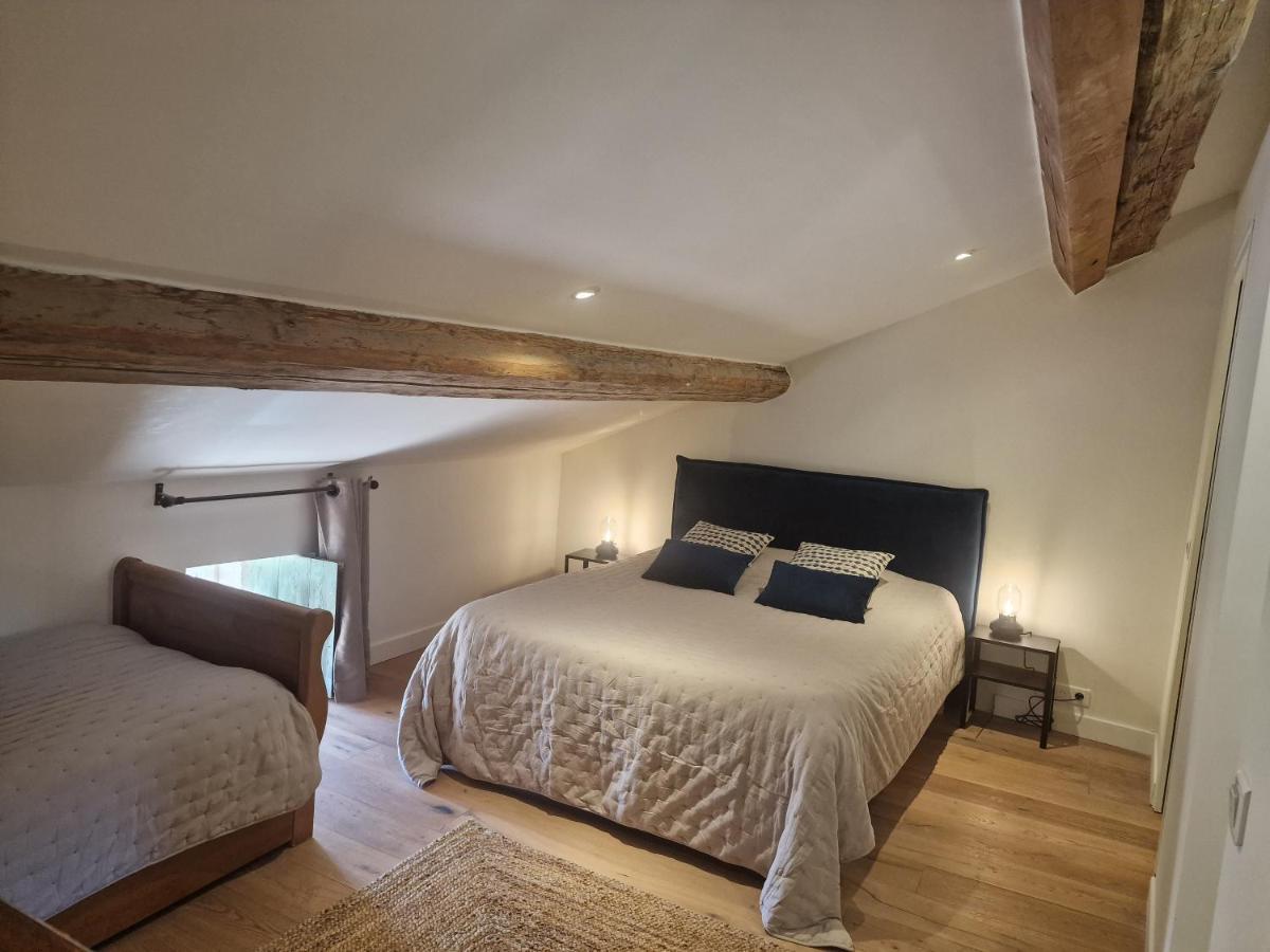 Appart hôtel Domaine Du Mas Foucray *