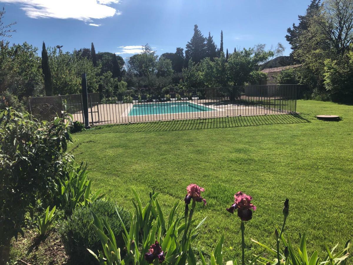 Appart hôtel Domaine Du Mas Foucray *
